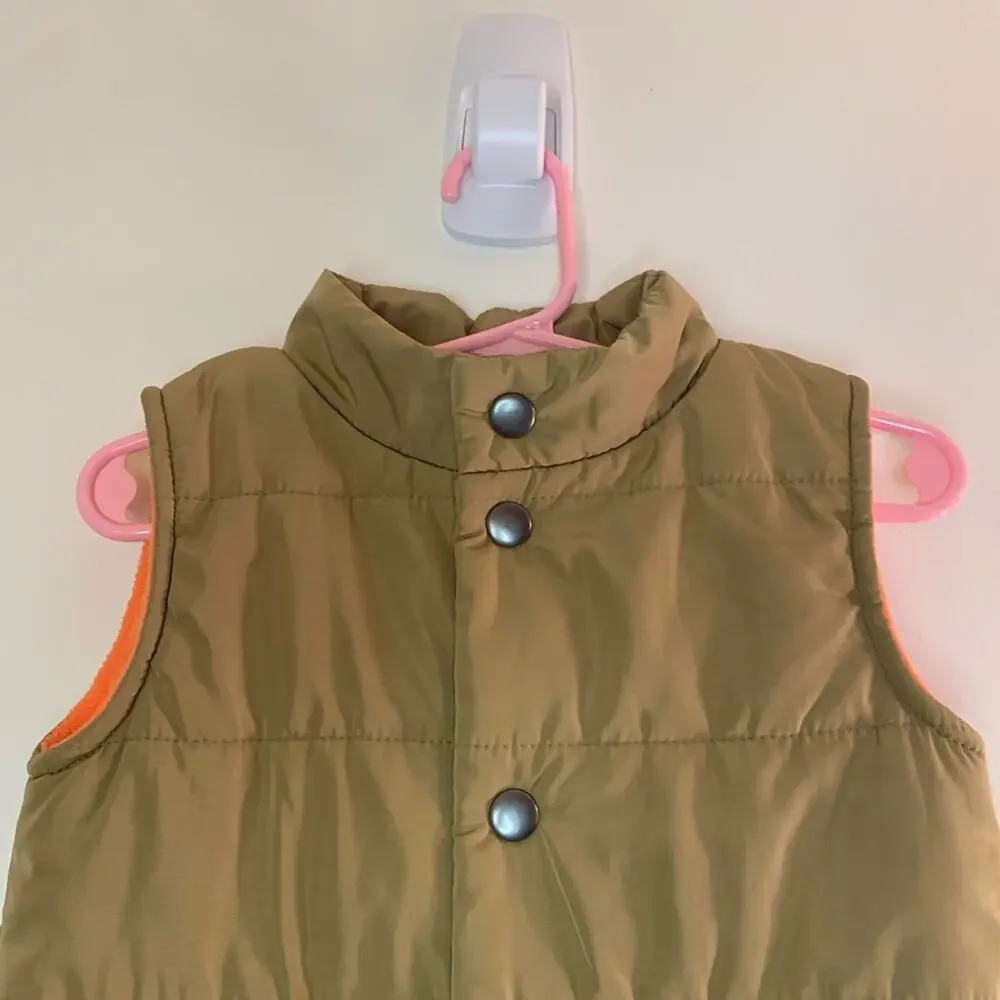 OSHKOSH B’GOSH Boy’s Tan with Orange Fleece Lining Snap Up Vest / Size: 18 Mos